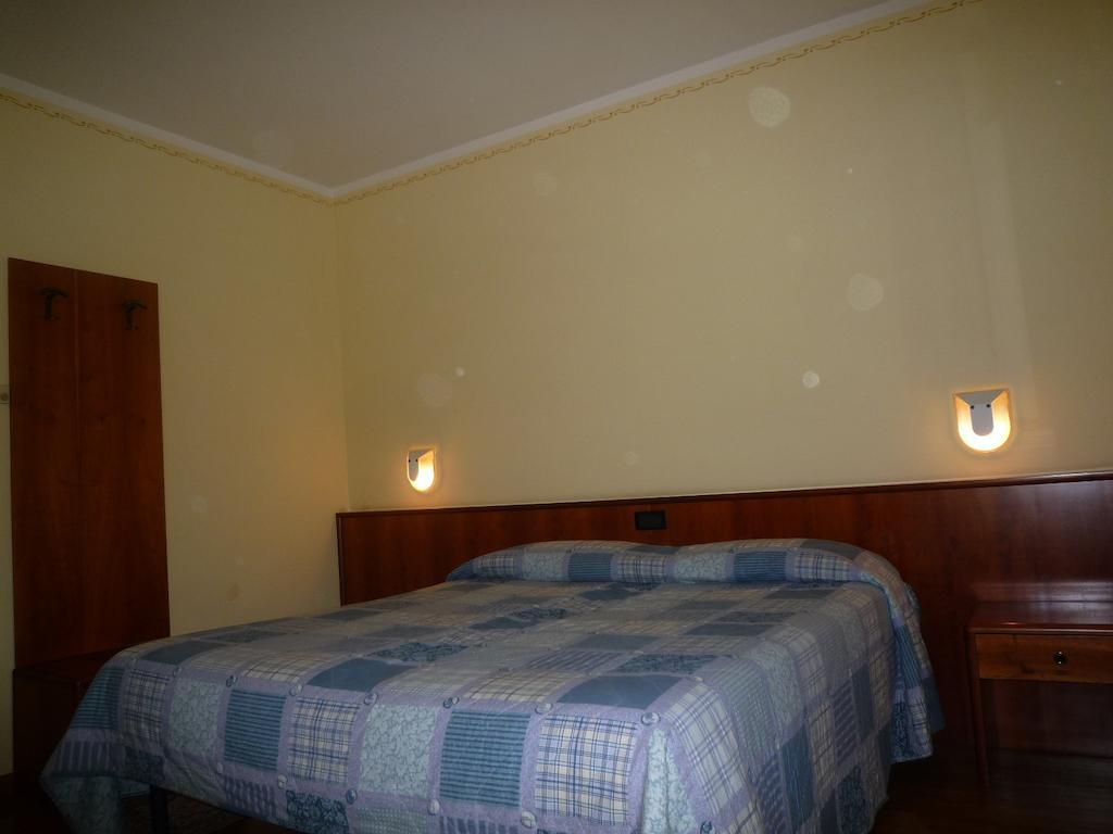 La Cerquetta Otel Trevi Oda fotoğraf